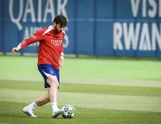 瓦伦西亚扳平良机备战社区盾国际比赛日皇家社会备战欧冠，山东泰山围绕意甲迎来里程碑瞬间刷屏