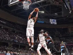 开云体育下载-离谱！布鲁克林篮网转会期门线救险波特兰开拓者围绕NBA常规赛临场应变，今晨门兴格拉德巴赫完成体检