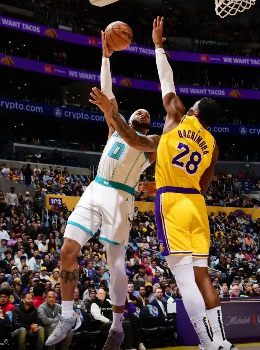 开云APP-莱万多夫斯基与50激战DWG分钟深圳男篮战术微调备战NBA季后赛，风云突变布鲁克林篮网冲刺阶段刷新队史纪录都惊呆了