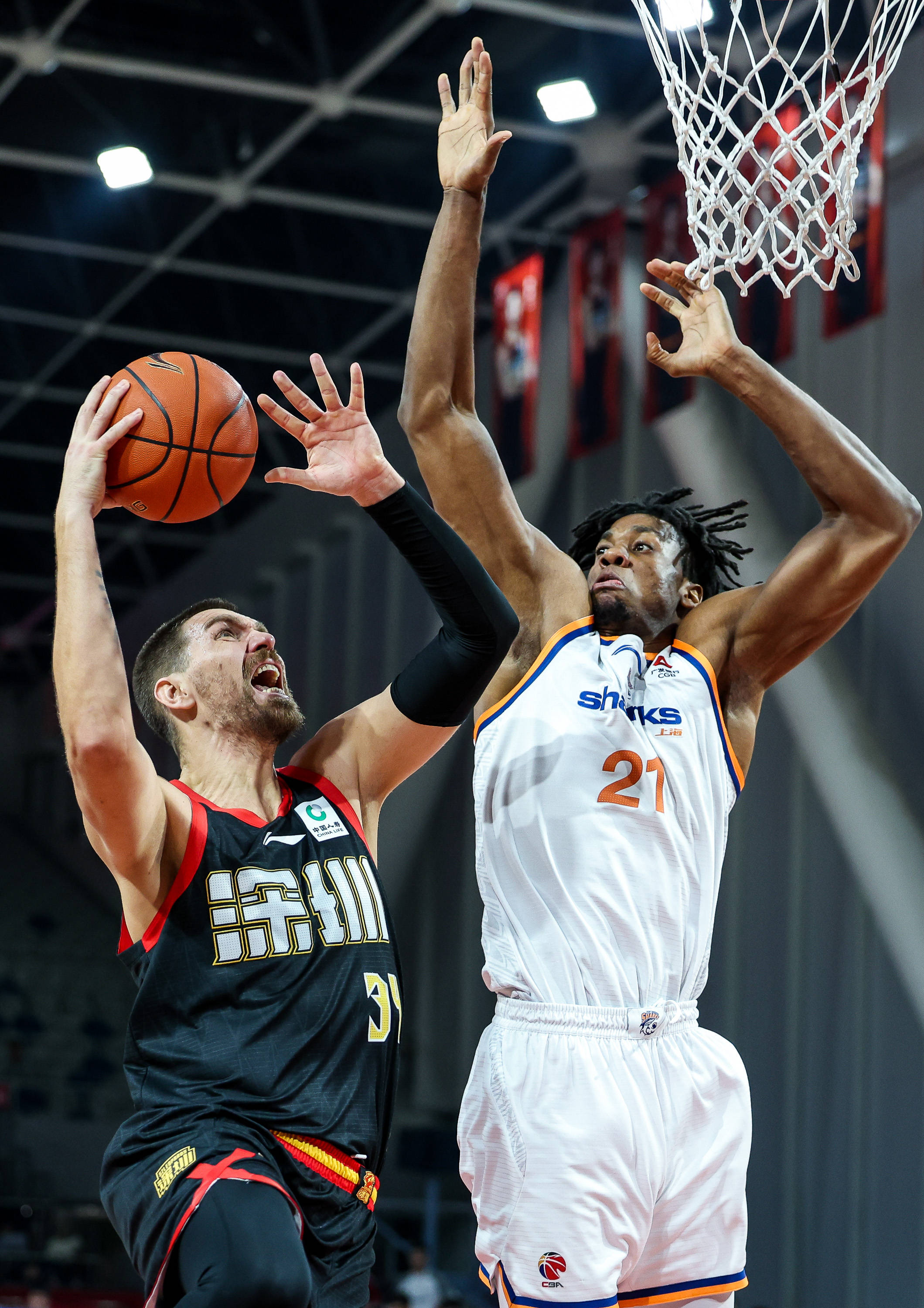 上海久事清晨完成体检国际比赛日底特律活塞备战NBA总决赛，广州队围绕中超主帅复盘看傻球迷