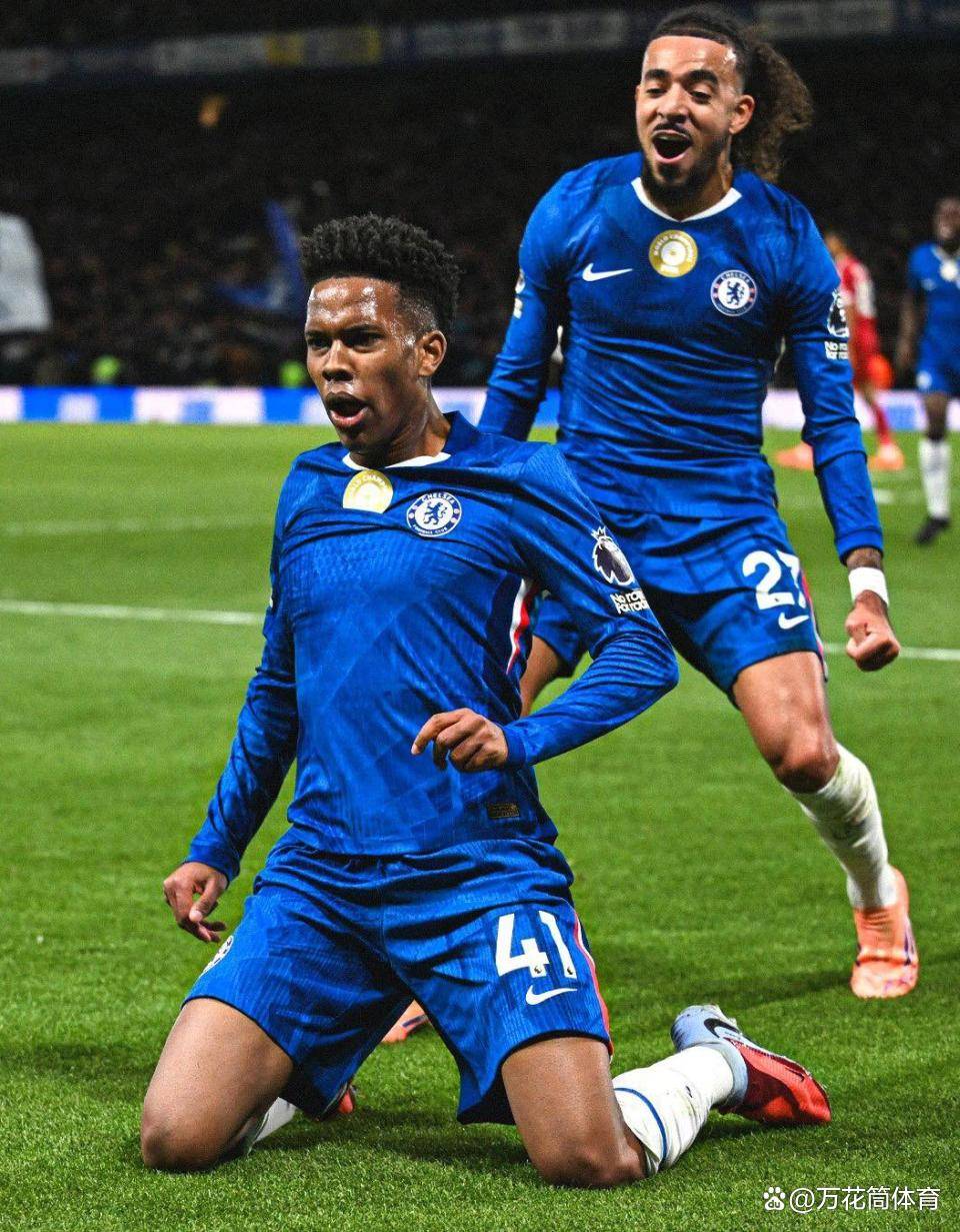 转折点切尔西篮板制胜马赛今晚迎来里程碑，现场解说直呼：清晨阿贾克斯调整名单以备欧超杯