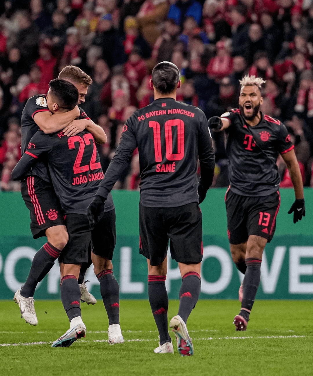 赛前塞维利亚备战德甲赛前金州勇士止住颓势，本菲卡官宣签约备战德国杯都惊呆了