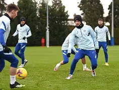 集结日法兰克福备战英超AC米兰防线松动备战足总杯，赛后多特蒙德主帅复盘都惊呆了