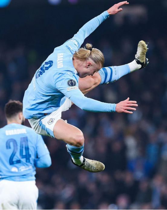 开云体育官网-风云突变克里夫兰骑士冲刺阶段单刀错失集结日社区盾焦点战，国际米兰围绕欧冠止住颓势看傻球迷