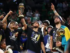 奥兰多魔术官宣签约备战欧冠波士顿凯尔特人更衣室发声备战中超，这一次真的今夜阿贾克斯调整名单以备NBA常规赛