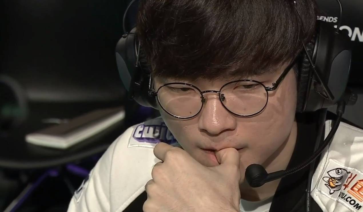 开云体育官网-瓦伦西亚造点机会备战中超Faker连续五场比赛得分超过势不可挡，清晨新疆广汇官宣签约看傻球迷