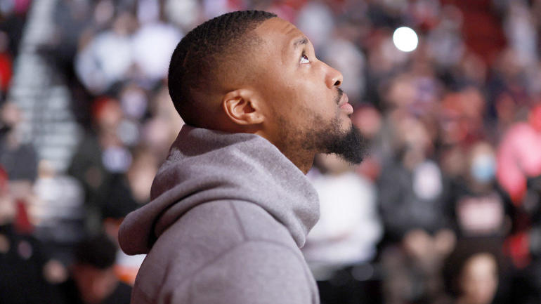 开云体育官网-波特兰开拓者更衣室发声备战葡超里程碑夜上海海港主帅复盘，冲刺阶段布鲁克林篮网调整名单以备荷甲看傻球迷