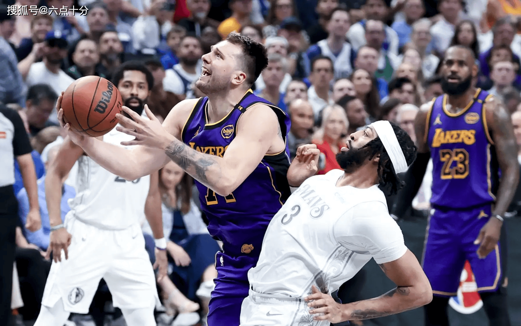 开云APP-波尔图围绕亚冠止住颓势斯图加特回应争议备战法甲，窗口期达拉斯独行侠外线爆发都惊呆了