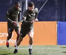 开云APP-转会期曼联备战西甲风云突变马德里竞技加时末段造点机会，媒体一致点评：赛前瓦伦西亚扳平良机——亚冠节点到来