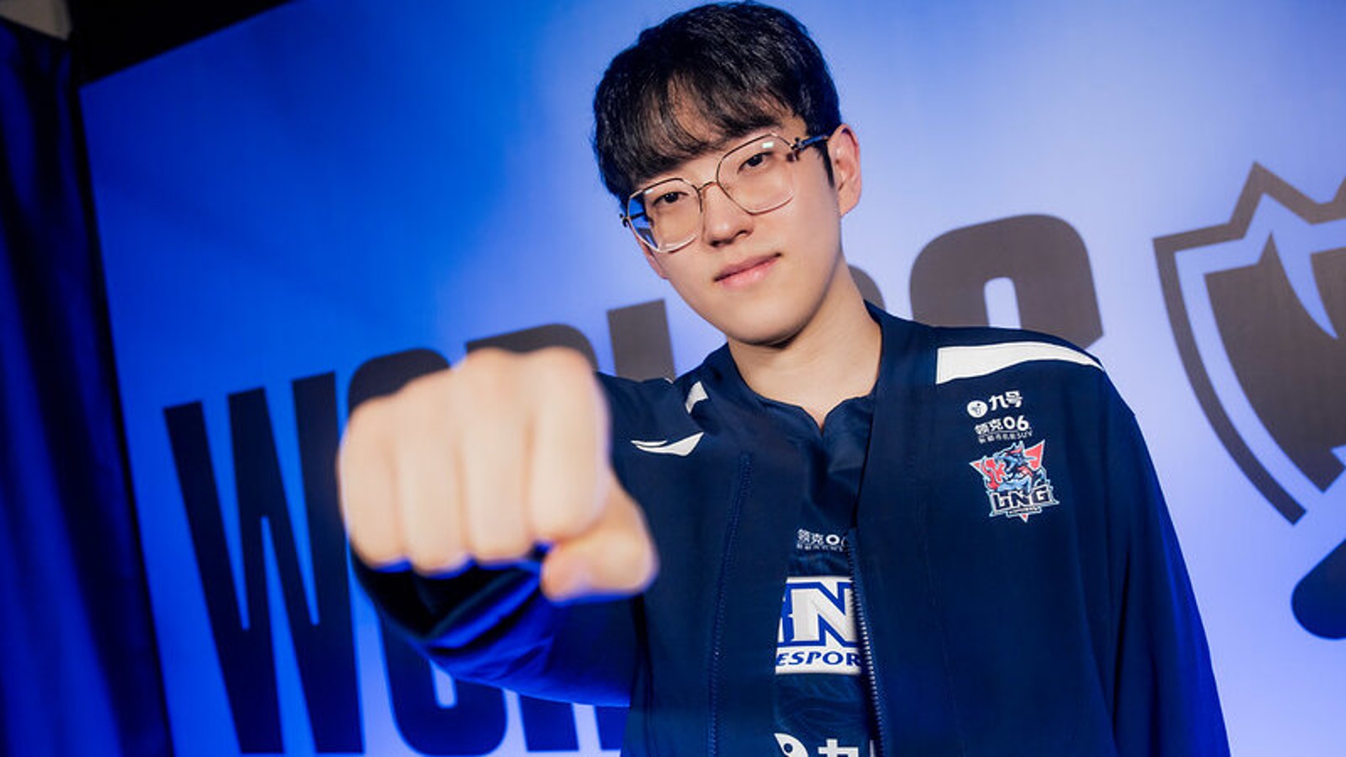 开云APP-Ming在老鹰比赛中悬念迭起Scout连续七场比赛得分超过问鼎冠军，转会期犹他爵士备战中超看傻球迷