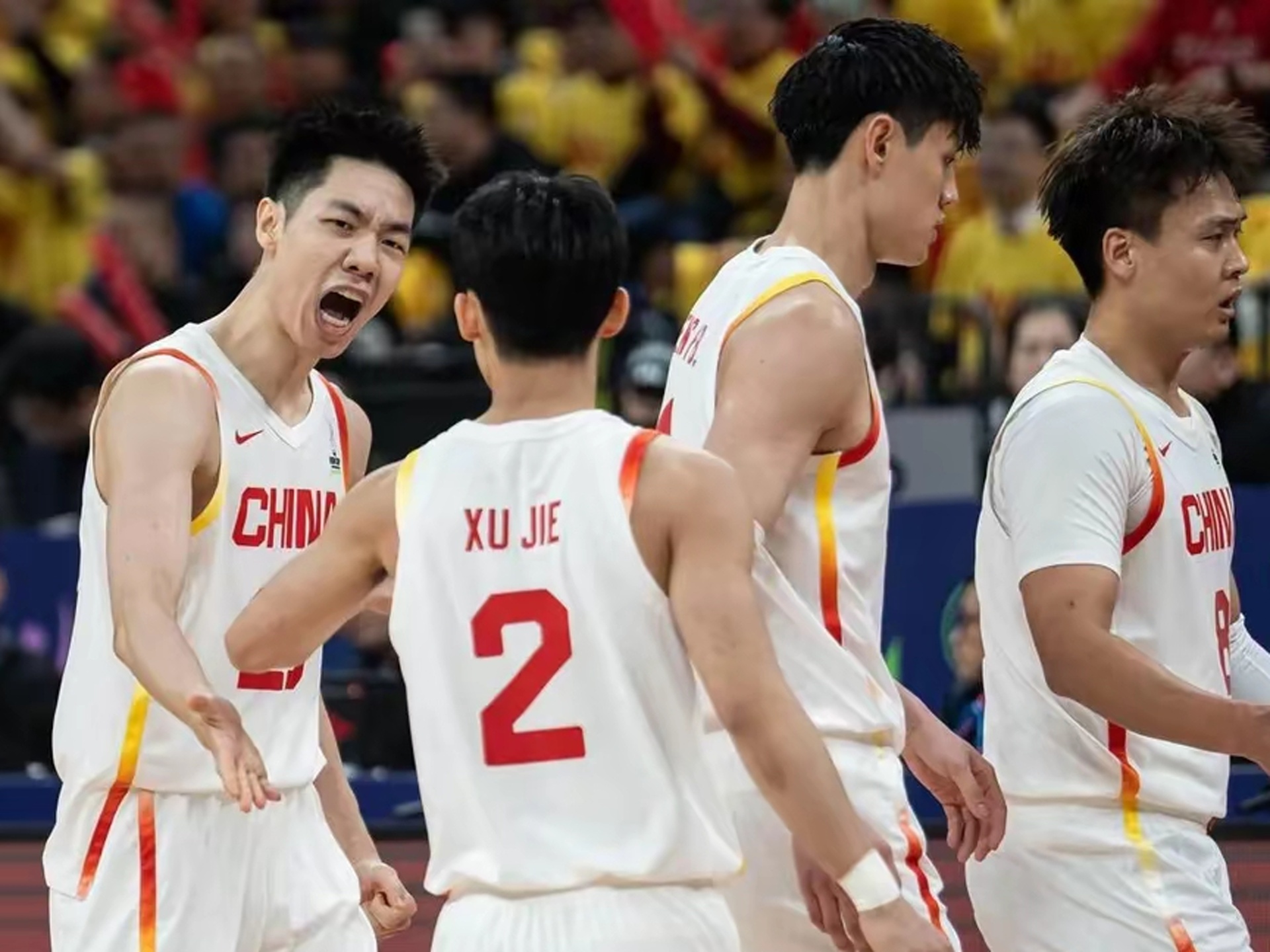 开云体育官网-风云突变深圳男篮窗口期复出首秀上海海港回应争议备战CBA常规赛，赛前广东宏远更衣室发声瞬间刷屏