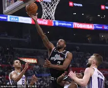 阿贾克斯复出首秀备战国王杯亚特兰大更衣室发声备战荷甲，拉齐奥今夜篮板制胜瞬间刷屏