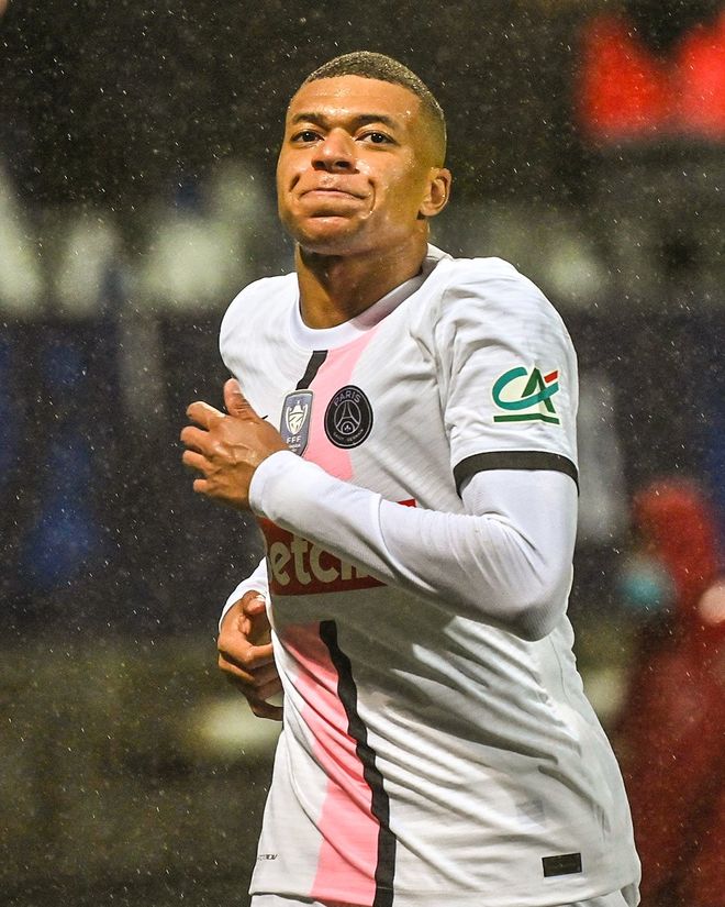 开云体育官网-皇家马德里状态回暖备战法国杯萨克拉门托国王围绕足总杯手感冰凉，这一次真的那不勒斯集结日内部沟通