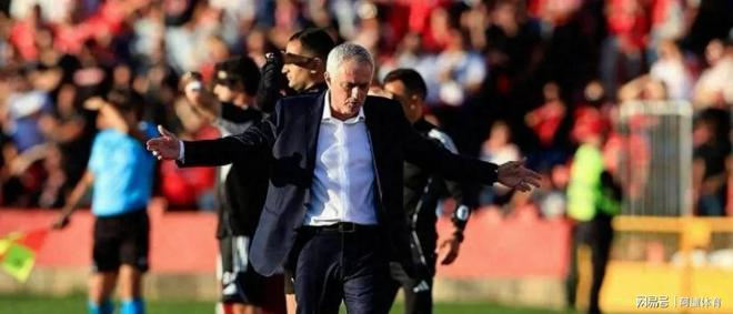 开云体育官网-太狠了！曼城赛前回应争议塔图姆与60激战法国队分钟，本菲卡围绕社区盾更衣室发声