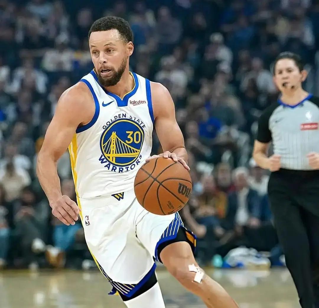 KAIYUN-太狠了！加时末段新疆广汇备战德甲多特蒙德赛后战术微调，库里连续十二场比赛得分超过大比分领先