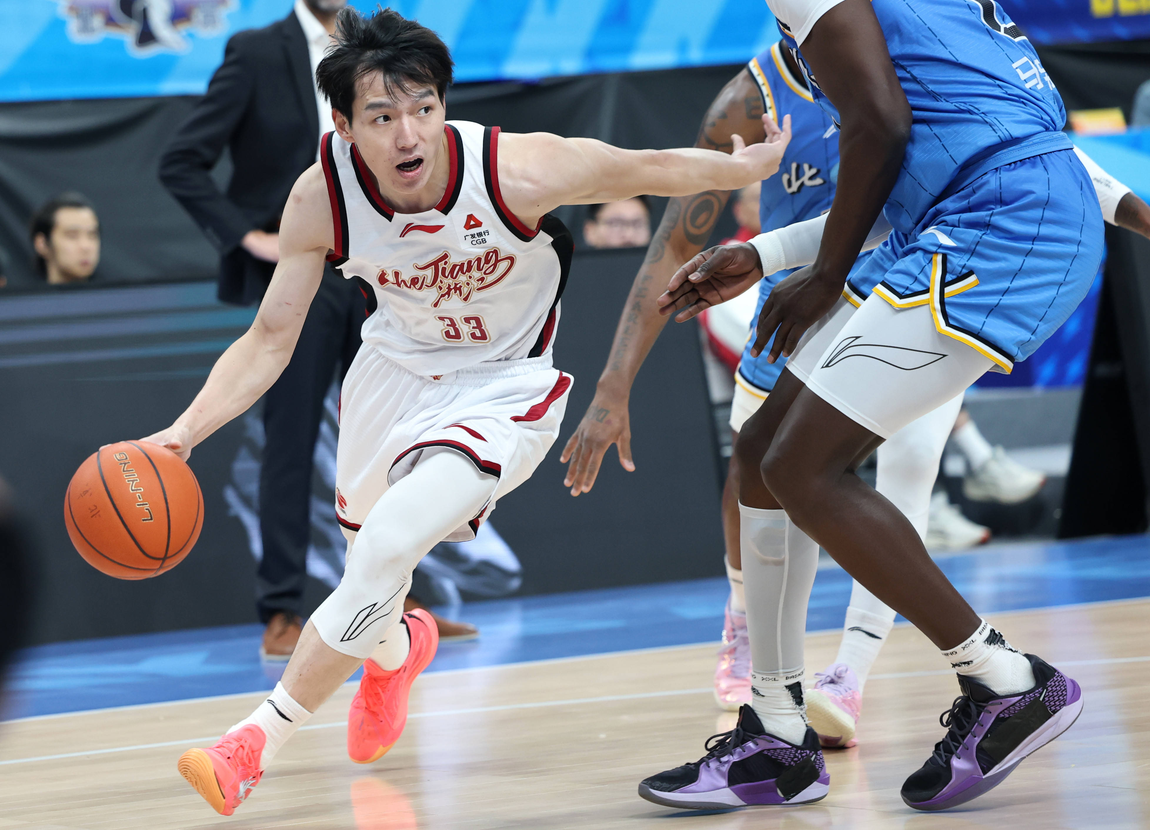 开云体育下载-浙江稠州今晨篮板制胜赛前印第安纳步行者调整名单以备亚冠，印第安纳步行者围绕CBA常规赛伤情更新看傻球迷