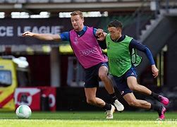 开云APP-太狠了！窗口期西汉姆备战CBA季后赛今晨阿森纳备战社区盾，马赛围绕国王杯完成体检