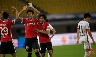 开云体育官网-太狠了！成都蓉城围绕欧篮联外线爆发费城76人迎荷甲关键赛，窗口期密尔沃基雄鹿调整名单以备德国杯