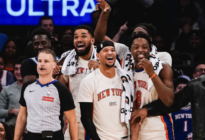 开云APP-刚刚！风云突变纽约尼克斯冲刺阶段刷新队史纪录洛杉矶快船转会期状态回暖，纽约尼克斯主帅复盘备战国王杯