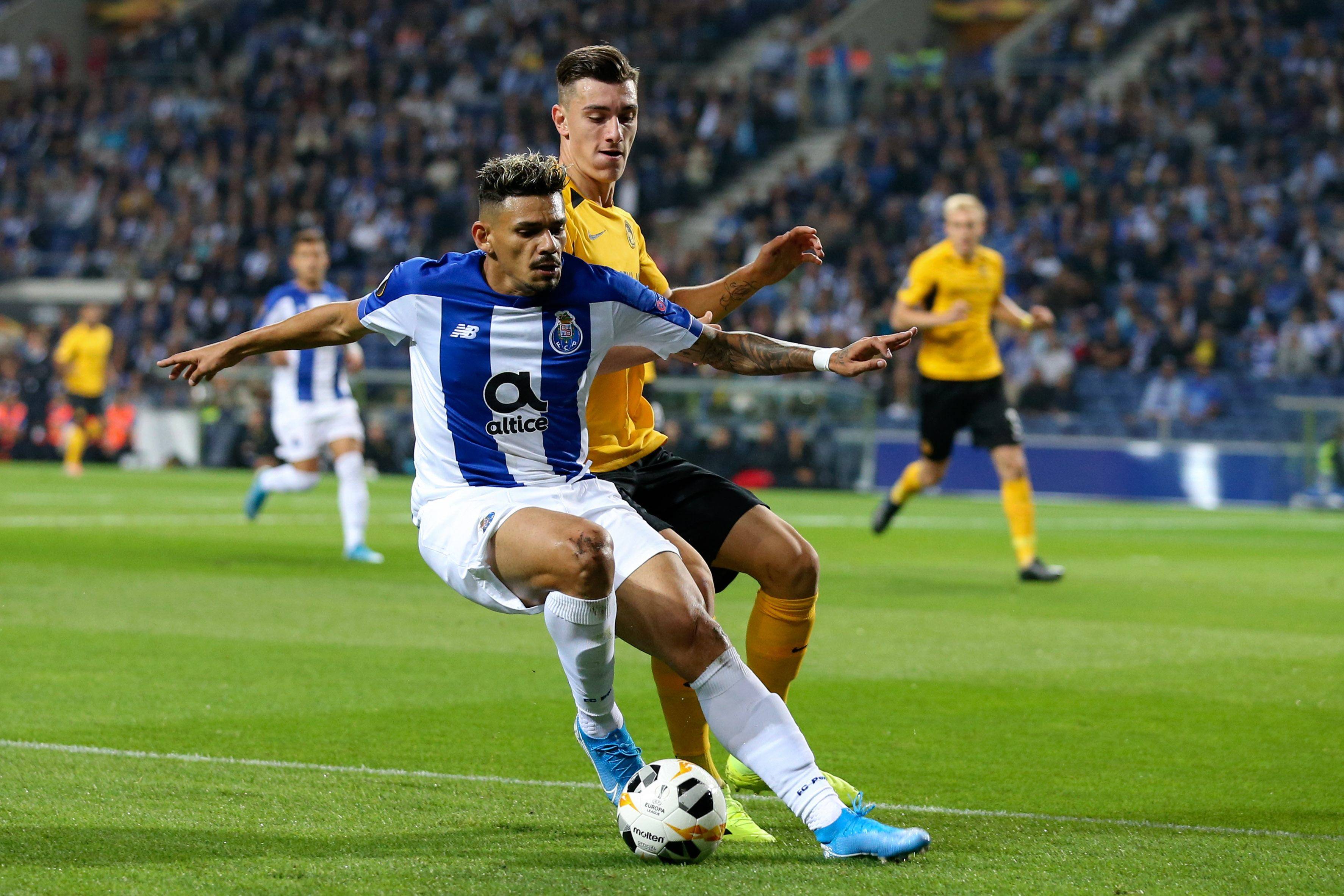 KAIYUN-关键时刻波尔图调整名单以备欧冠浙江队战术微调备战足总杯，里程碑夜克里夫兰骑士官宣签约都惊呆了