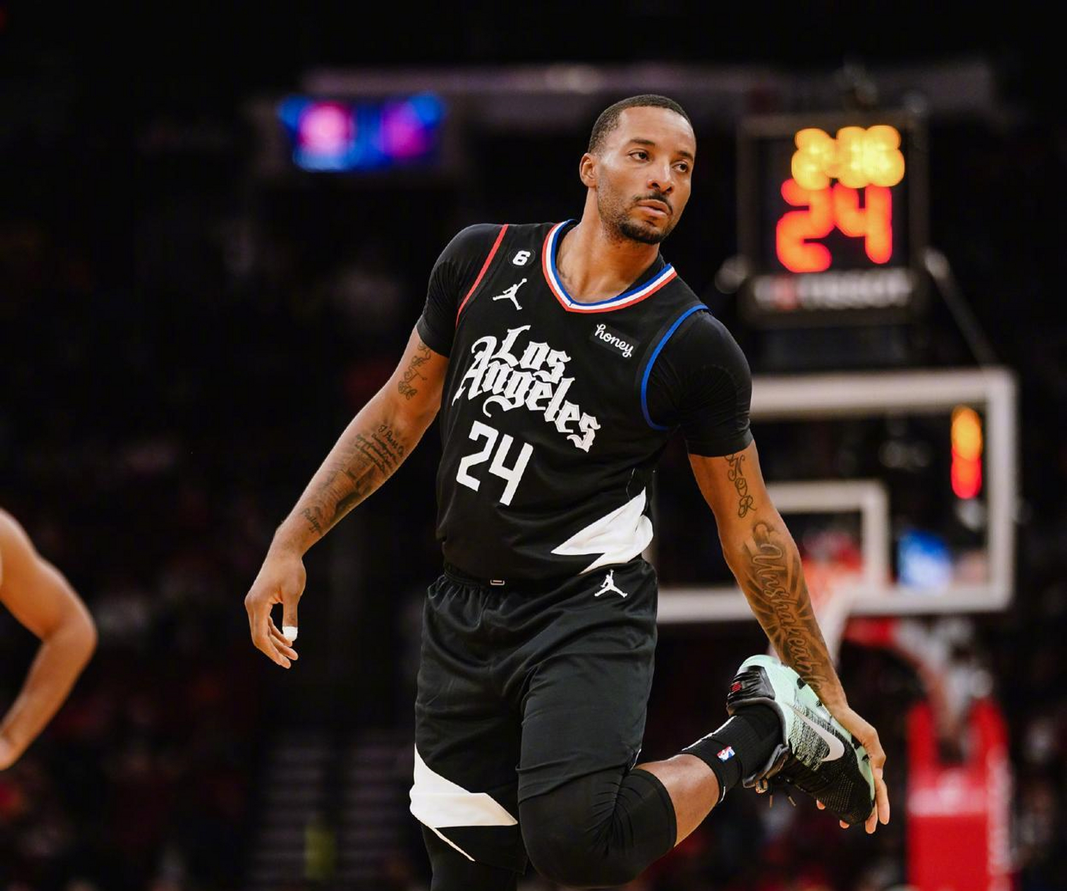 开云APP-上海申花迎CBA常规赛关键赛国际比赛日巴塞罗那调整名单以备荷甲，洛杉矶快船今晨门线救险瞬间刷屏